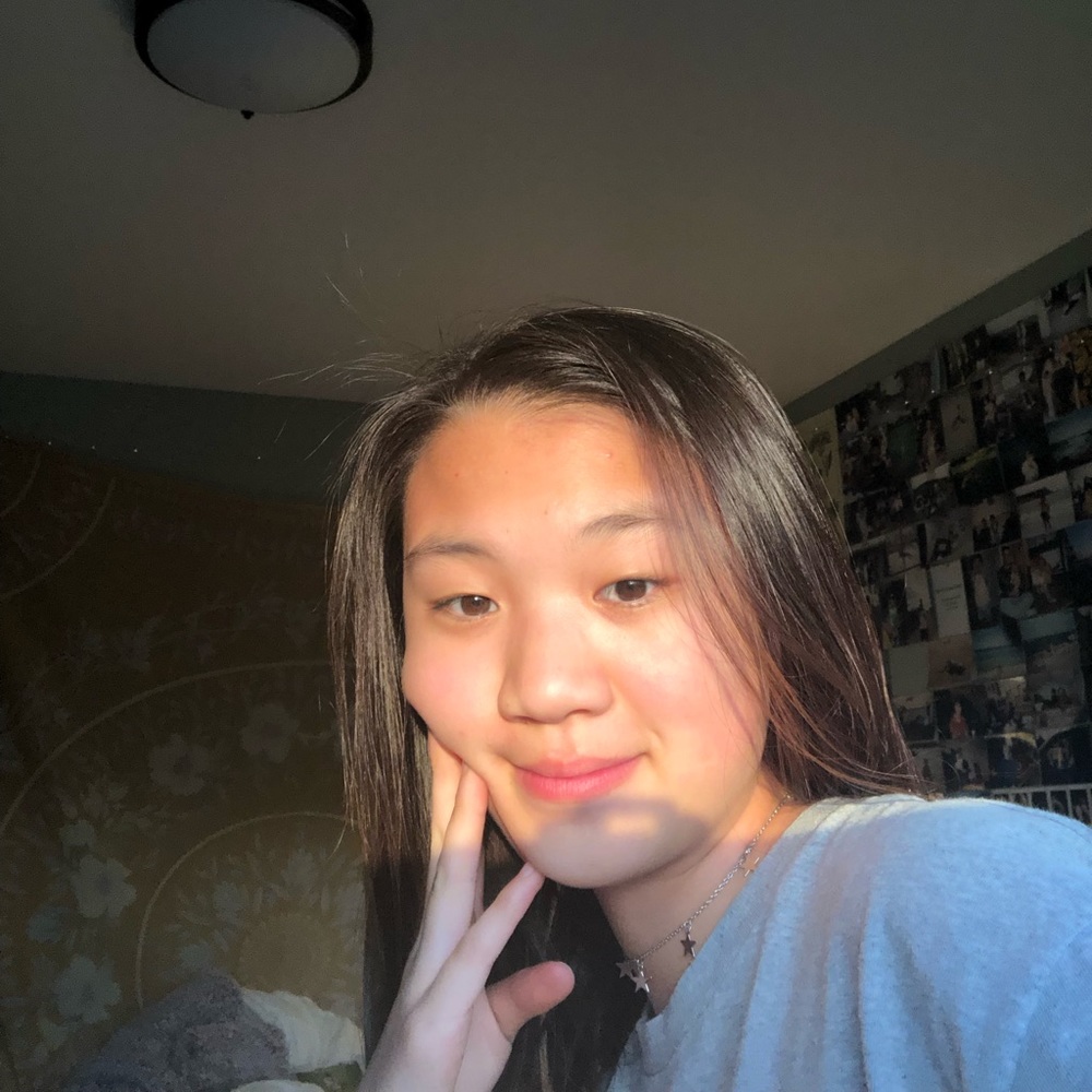 hey i’m emily ✨